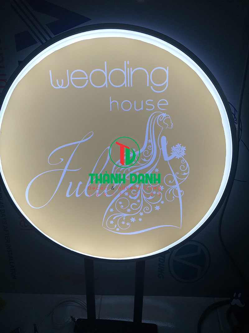 lam bang hieu alu gia re 13