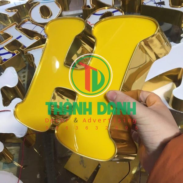 Các phương pháp gia công chữ nhôm phổ biến