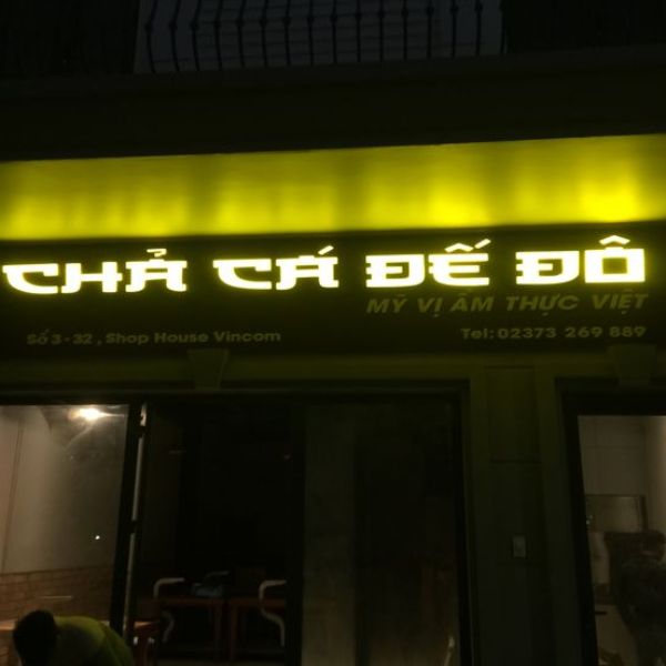 Gia công chữ nhôm đèn LED sáng mặt