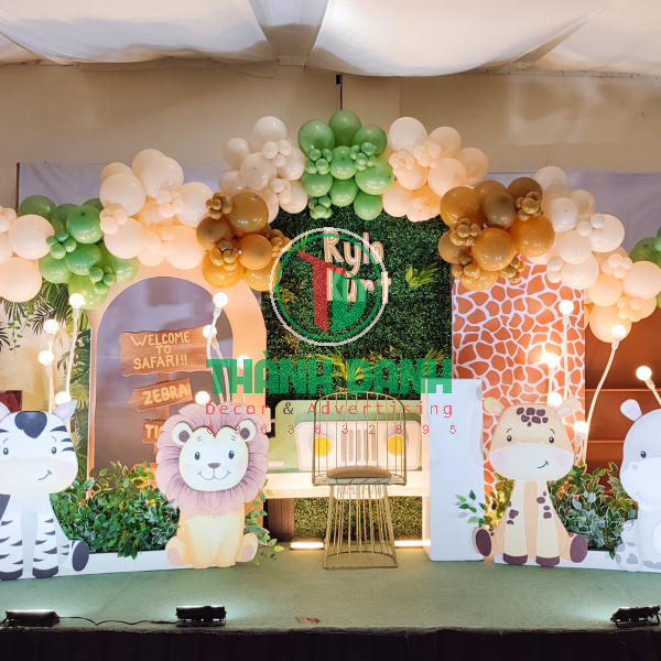 Làm backdrop Giỗ Tổ Hùng Vương tiệc sinh nhật