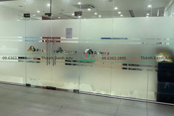 Báo giá cắt chữ decal mới nhất 2025