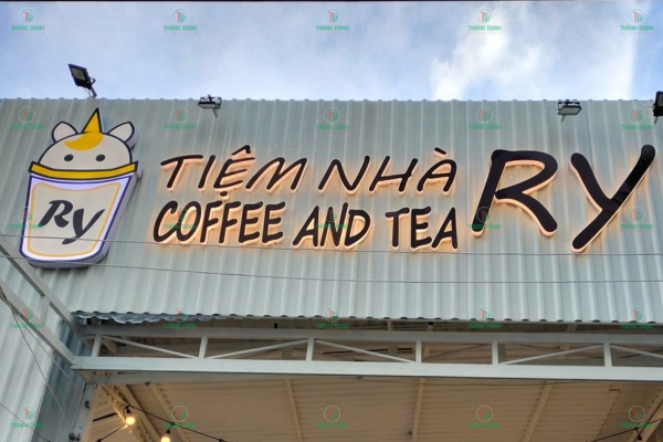 Các mẫu thiết kế làm bảng hiệu Alu giá rẻ Quận 1