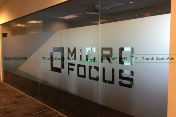 Cắt chữ decal là gì?