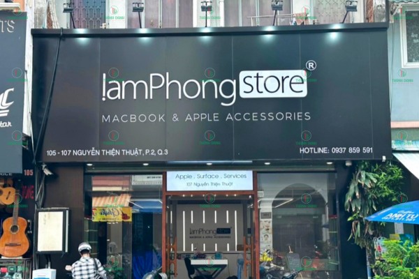 Làm bảng hiệu Alu chữ nổi Mica