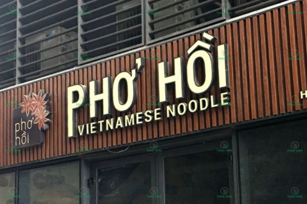 Làm bảng hiệu alu giá rẻ quận 1 Alu in UV trực tiếp