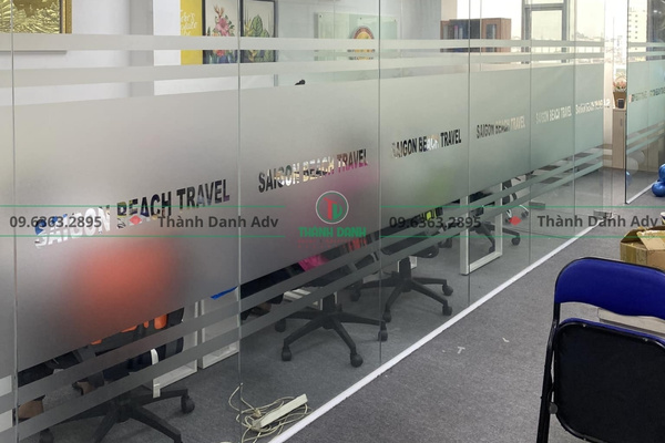 Mẫu cắt chữ decal văn phòng đẹp nhất hiện nay